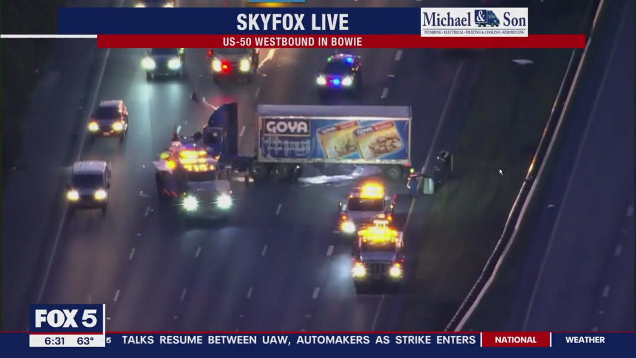 Tractor trailer crash causes traffic delays in Bowie