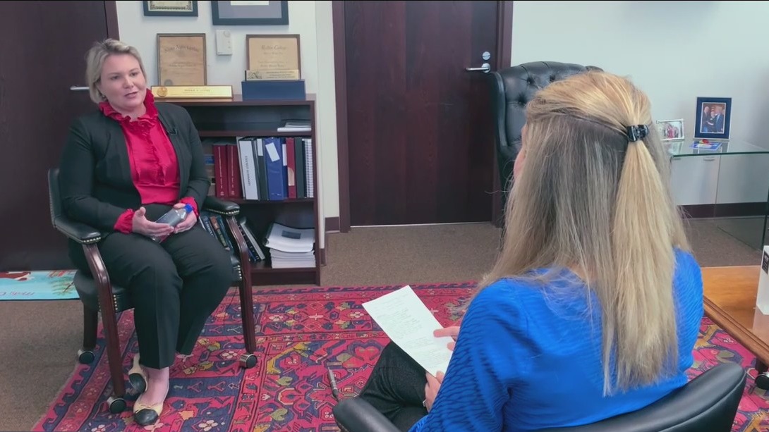 Susan Lopez continues work despite Warren v. DeSantis trial