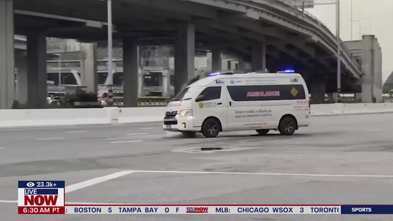 Singapore Flight: 1 dead, 30 hurt after turbulence