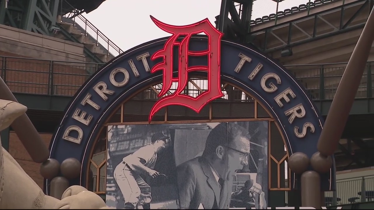 Fans flood Comerica Park for Opening Day