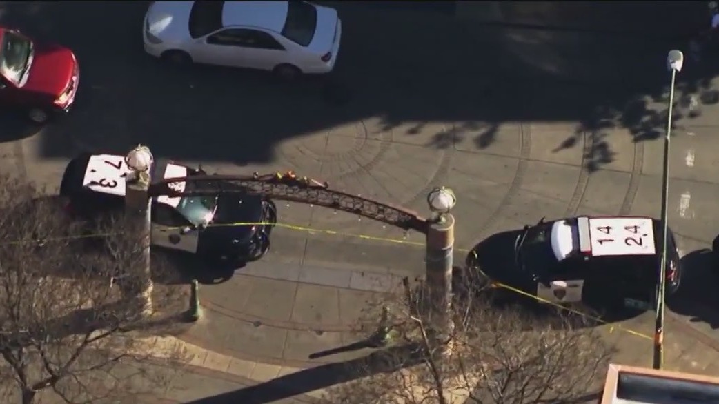 Shooting in Oakland's Fruitvale Plaza
