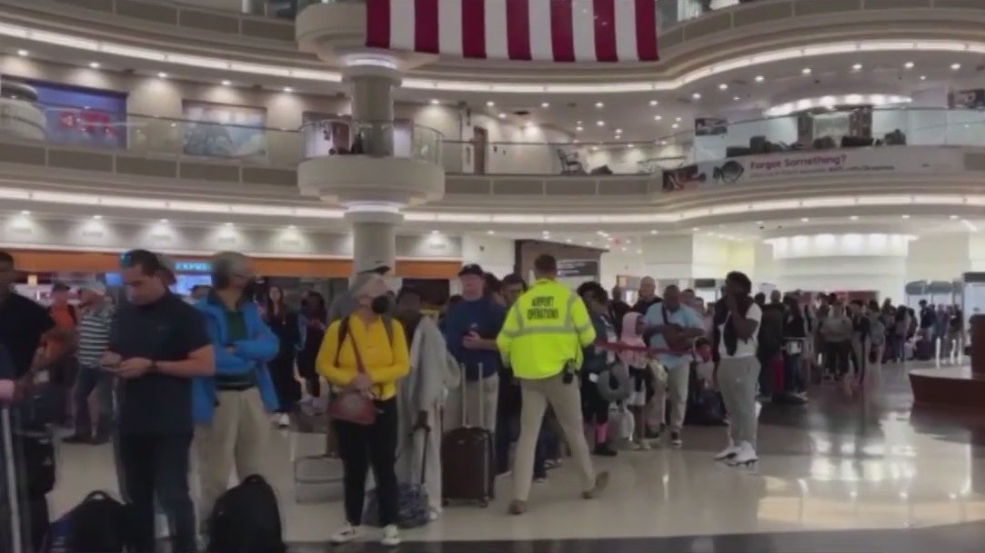Flight troubles continue across the U.S.