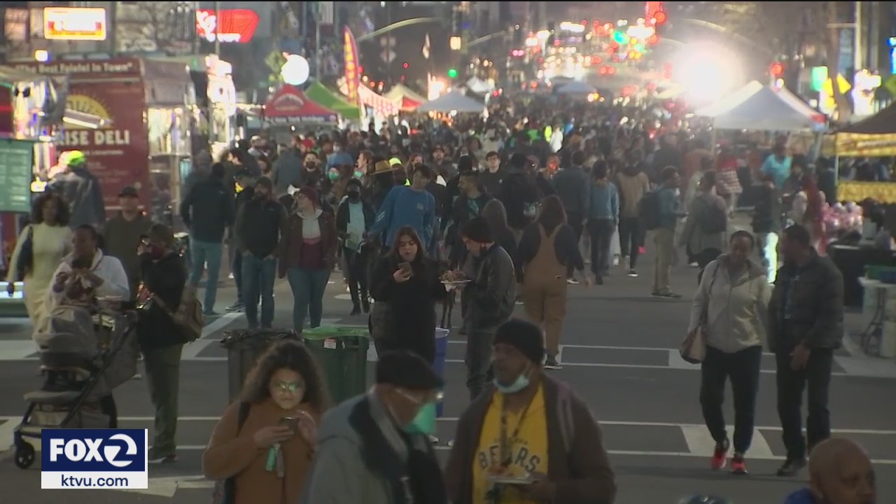 Oakland First Fridays returns as omicron recedes, U.S. COVID deaths hit 900k