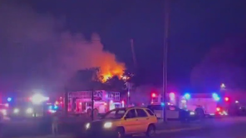 Firefighters battle 2-alarm fire in North Austin