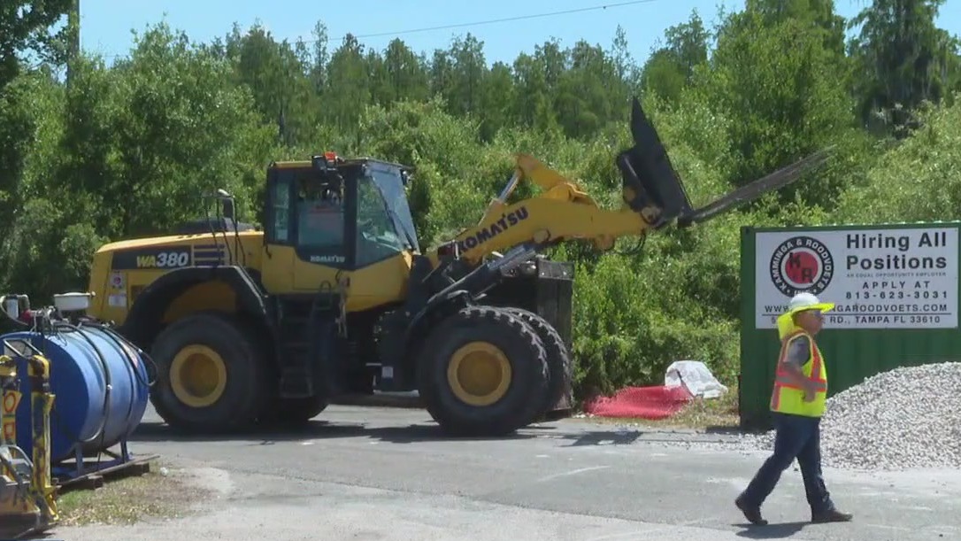 Broken wastewater line causes foul odor in Lakeland