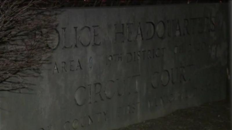 Crazy Chicago Crime: A dead body, an escape attempt and an officer hit by suspect