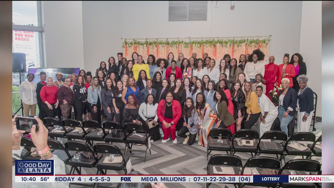 Hawks She Leads program mentors young women
