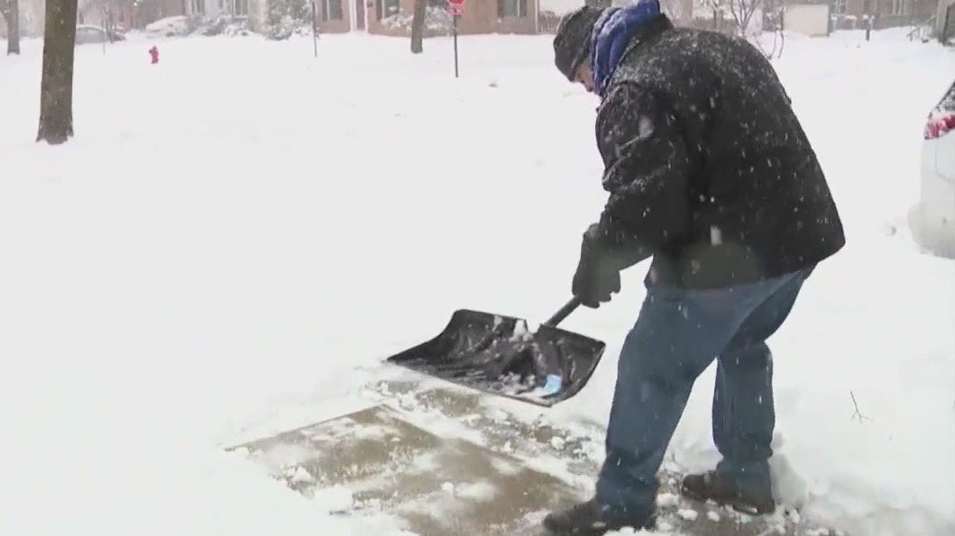 Powerlifter explains proper shoveling technique