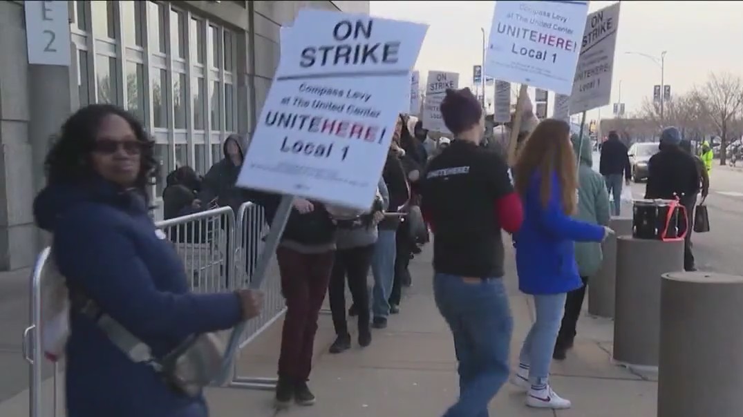No union deal yet at United Center as Big Ten tournament starts