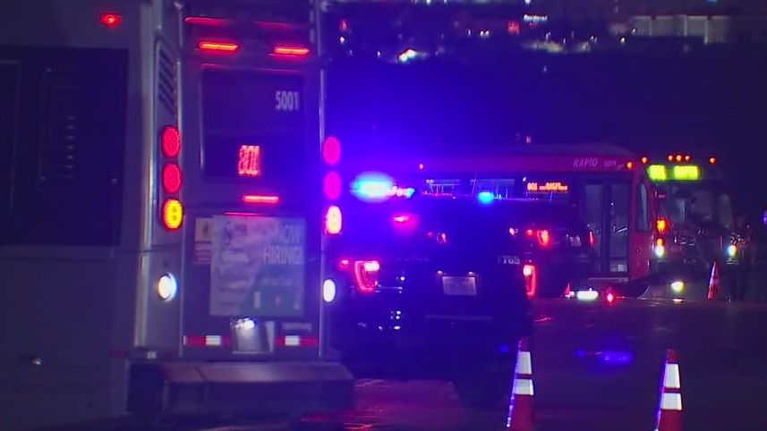 2 killed, 1 critically injured in multiple auto-pedestrian crashes overnight in Austin