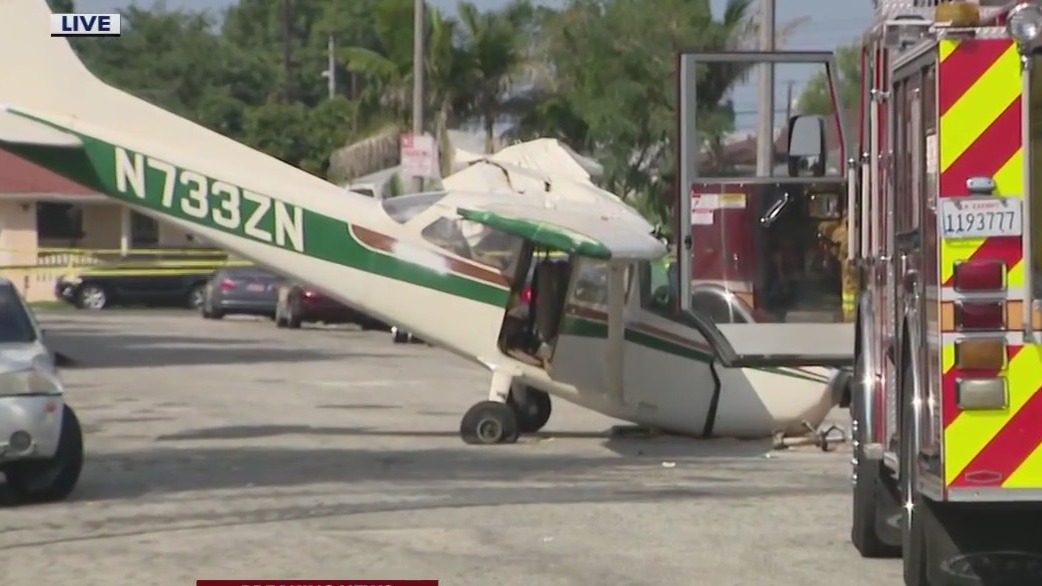 Plane makes emergency landing in city street