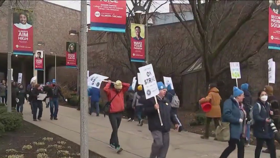 UIC faculty end strike after reaching tentative agreement