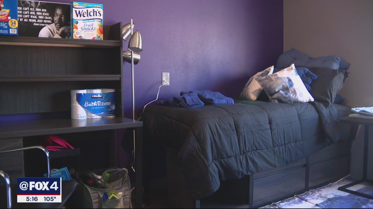Move-in Day Mafia helps students in need at college