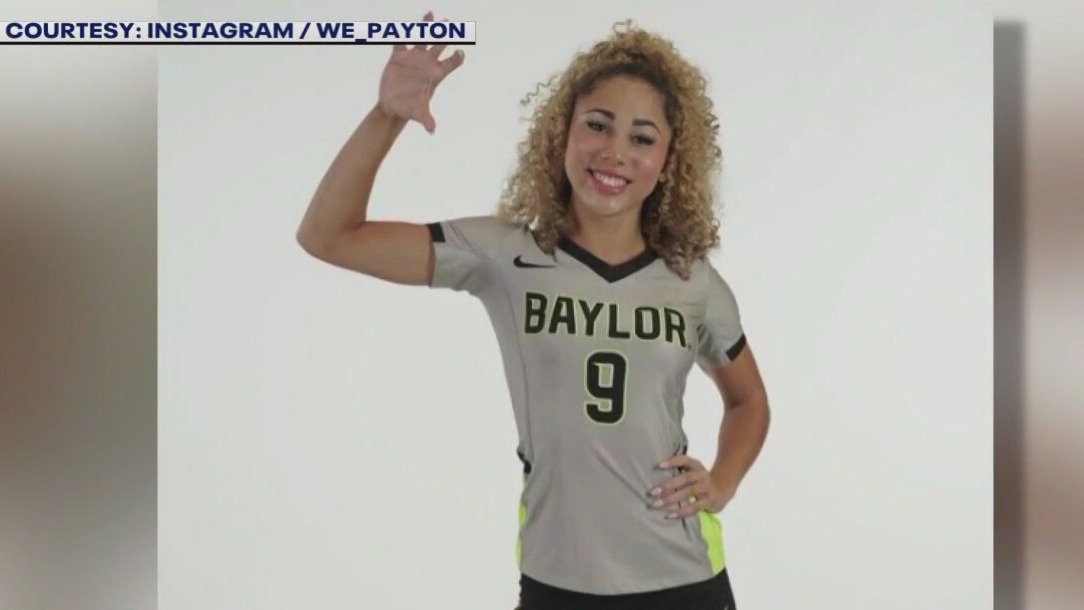 TX cheerleader back on mat after shooting