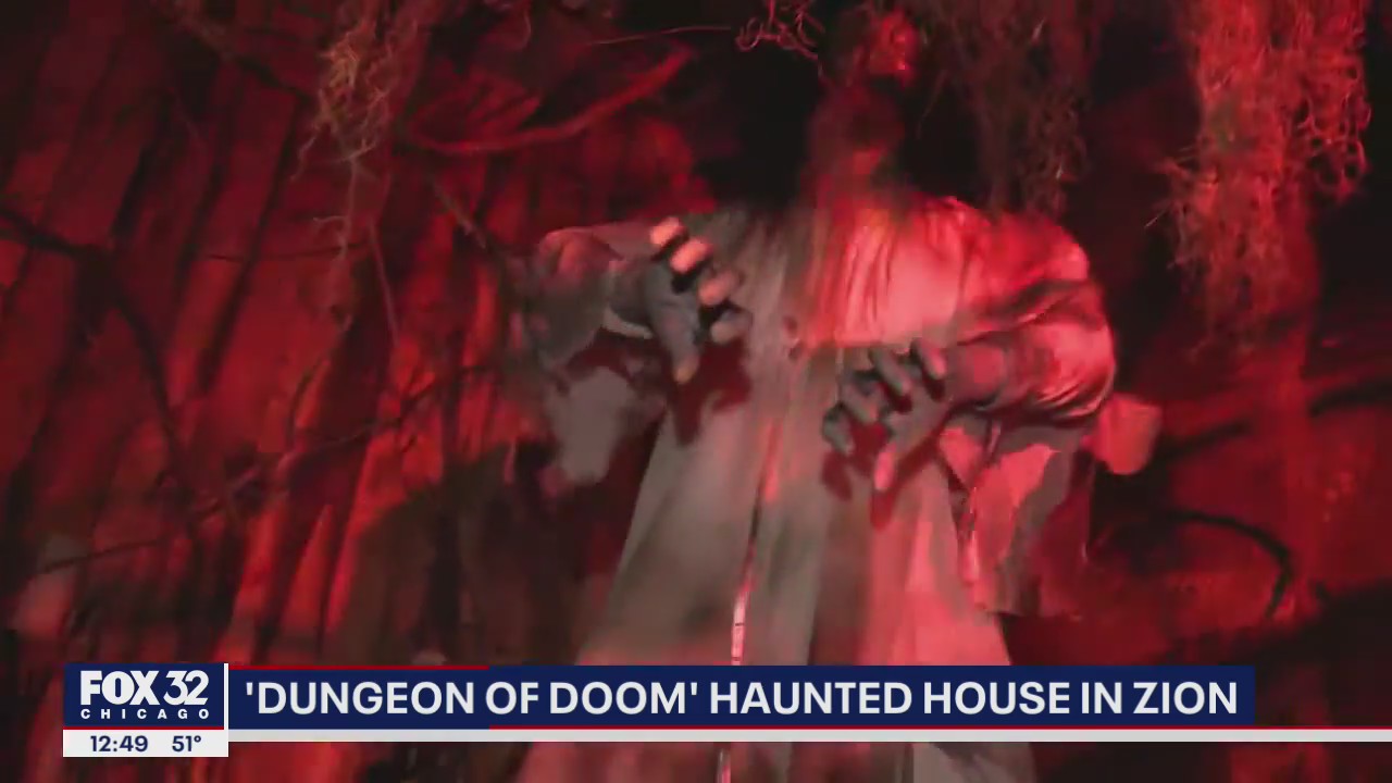 Take a quick tour through a portion of the Dungeon Of Doom.