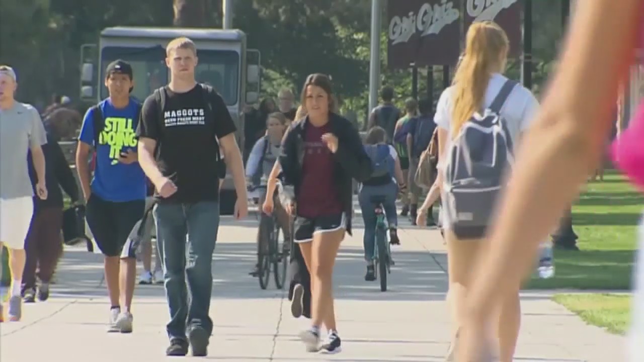 Metro Detroit college students react to SCOTUS striking down Biden debt canceling plan