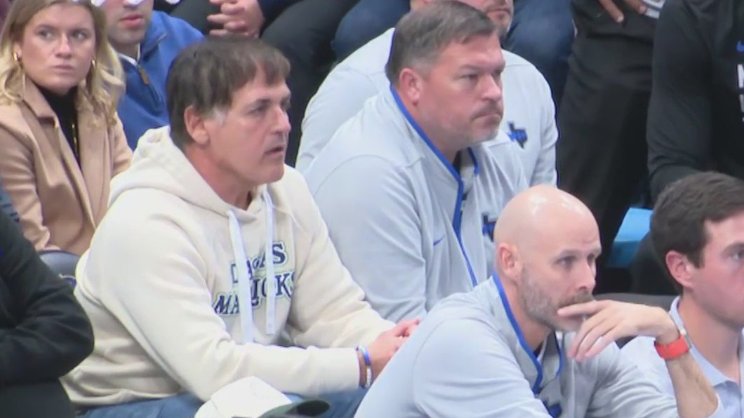 Adelson family confirms intent to buy Mavs from Cuban