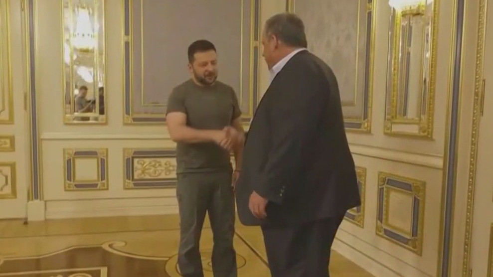 Christie meets President Volodymyr Zelenskyy in Ukraine