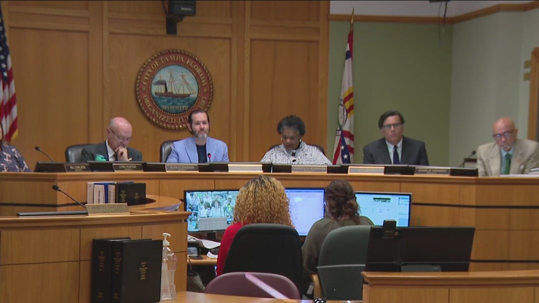 Teen curfew vote tabled by leaders