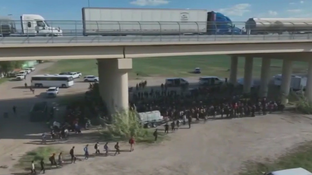 Lawmakers hope to boost punishments at border