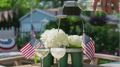 Monday Manners: Outdoor entertainment etiquette tips