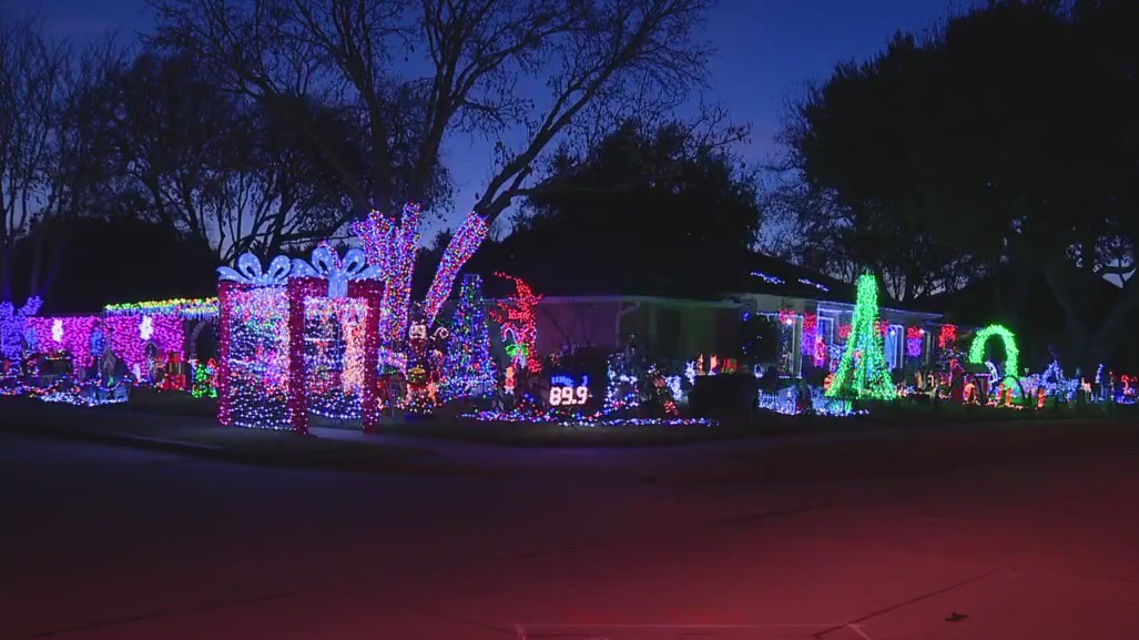 Plano home's dazzling lights display puts on a show