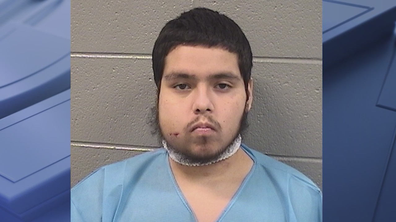 Man charged in killing of Officer Andrés Vásquez Lasso pleads not guilty