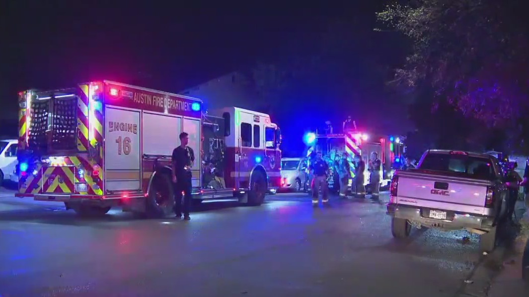 Austin apartment fire displaces 60 residents