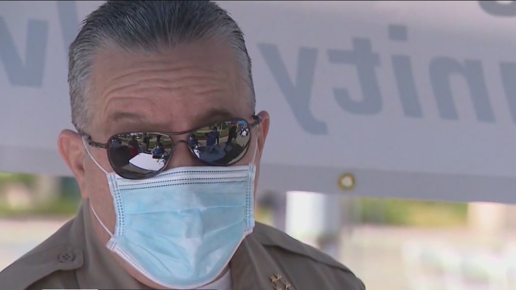 LA County Sheriff Villanueva warns vaccine mandate threatens public safety