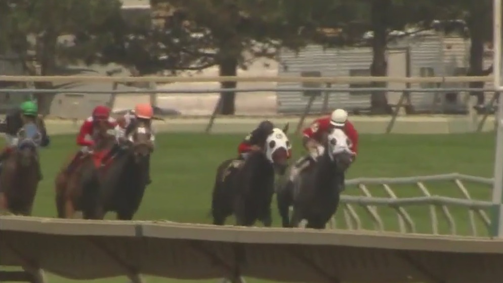 New sports betting bill angers MN horse track owners