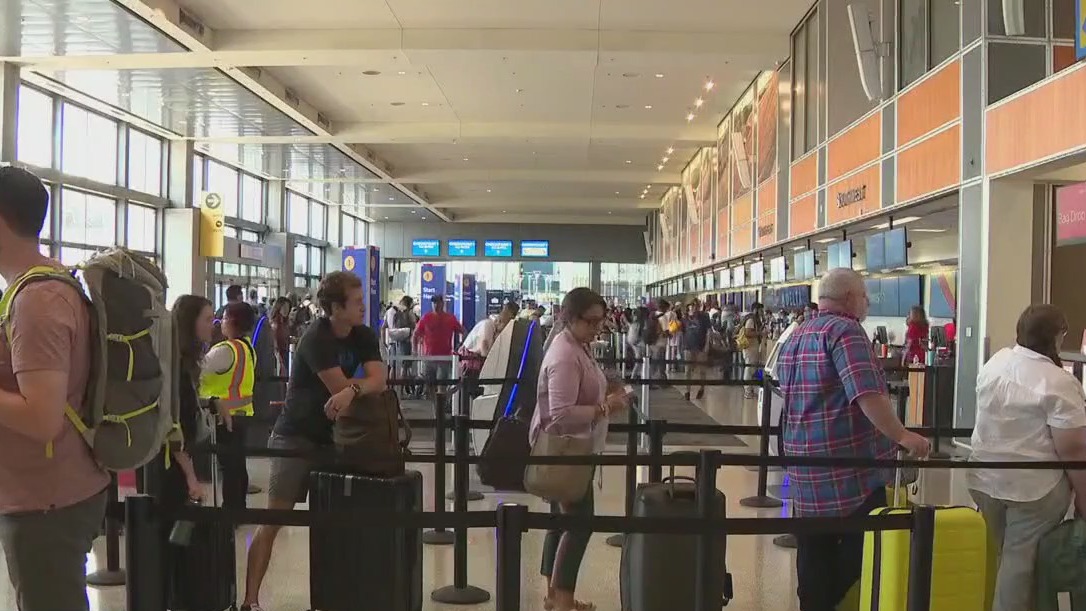 ABIA expects big travel day after ACL ends