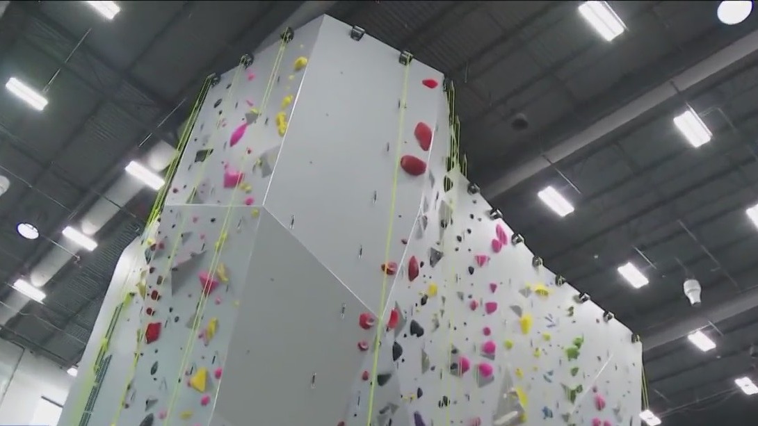 Mesa Rim opens in North Austin