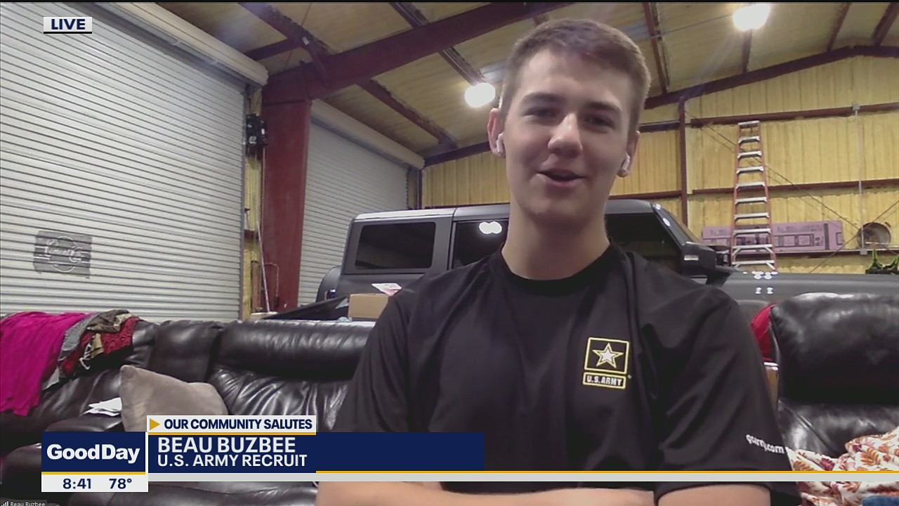 New military recruit continuing his family's tradition