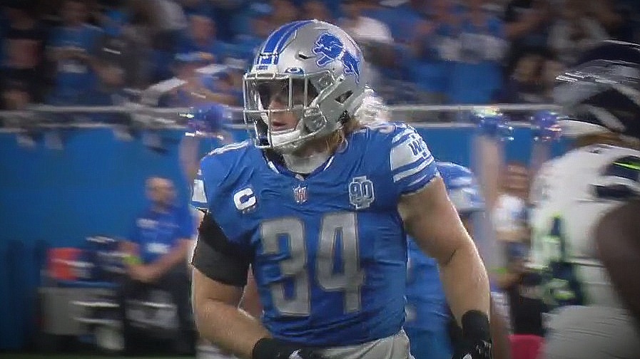 Detroit Lions middle linebacker Alex Anzalone (34) in action