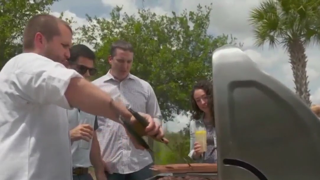 Navigating gatherings without gaining weight