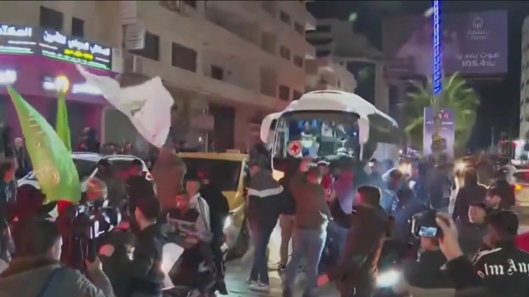 Hamas and Israel exchange more hostages