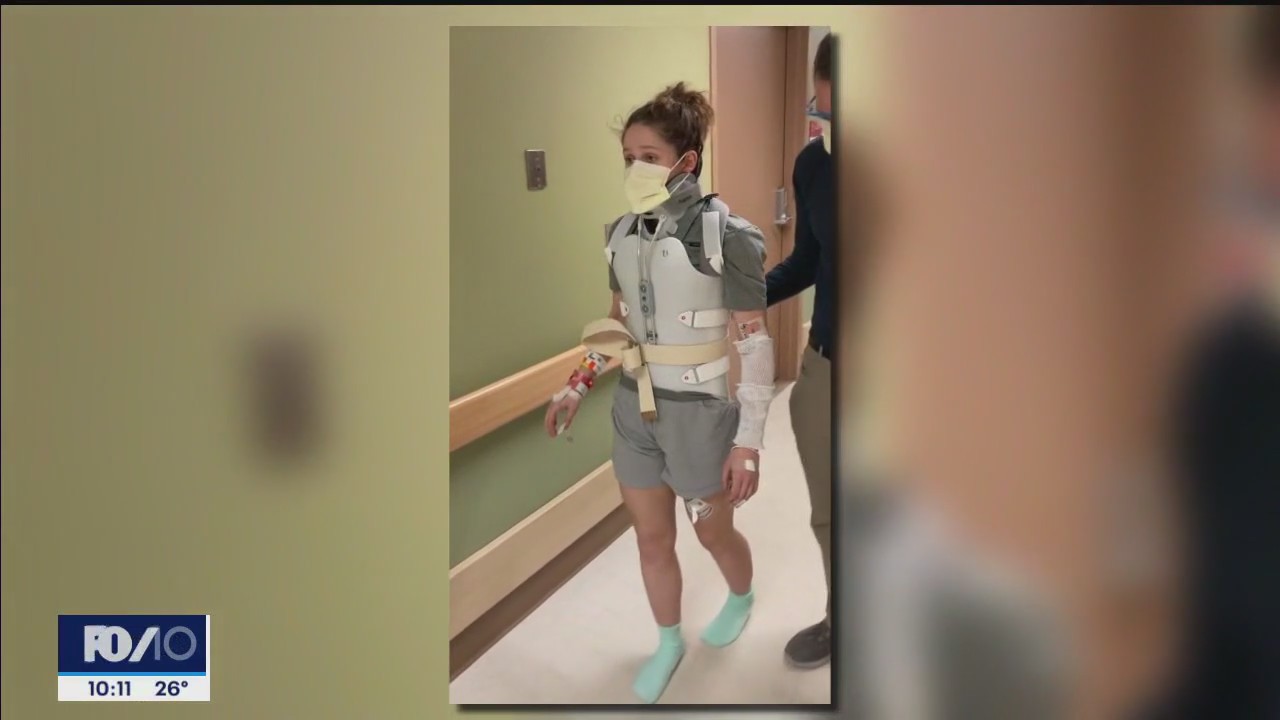 Gustavus women's hockey player on road to recovery after spinal injury