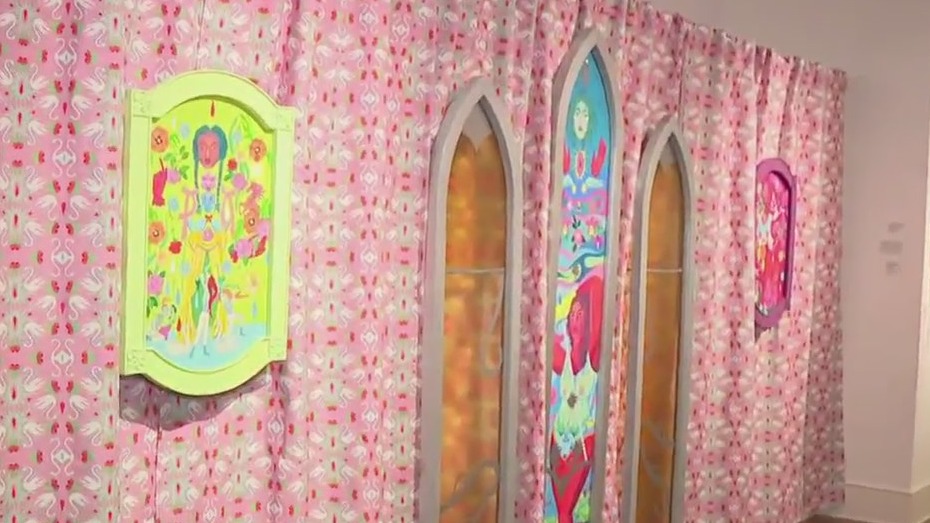 Saint Kate art curator