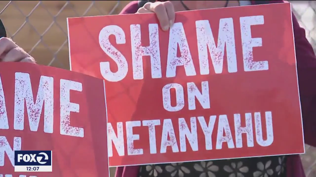 'Shame on Netanyahu:' Protests decry Israeli PM's visit in California