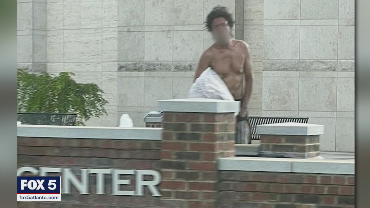 Councilwoman concerned over nude man on Buckhead sidewalks