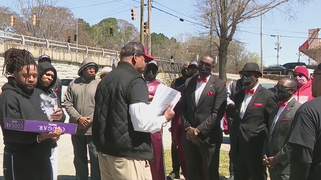 Group canvasses in effort to curb teen crime