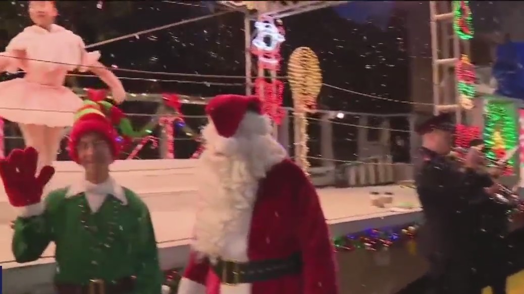Caltrain holiday tradition returns to San Francisco