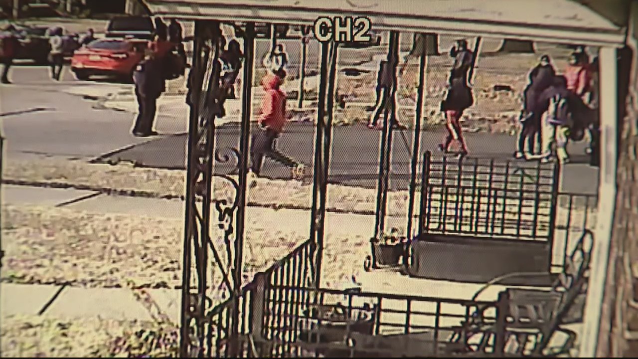 Investigators reviewing surveillance after Detroit school officer dies from injuries amid altercation