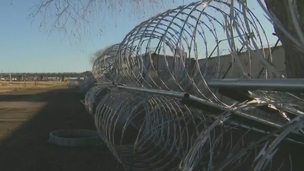 Governors stand behind Texas on border issue