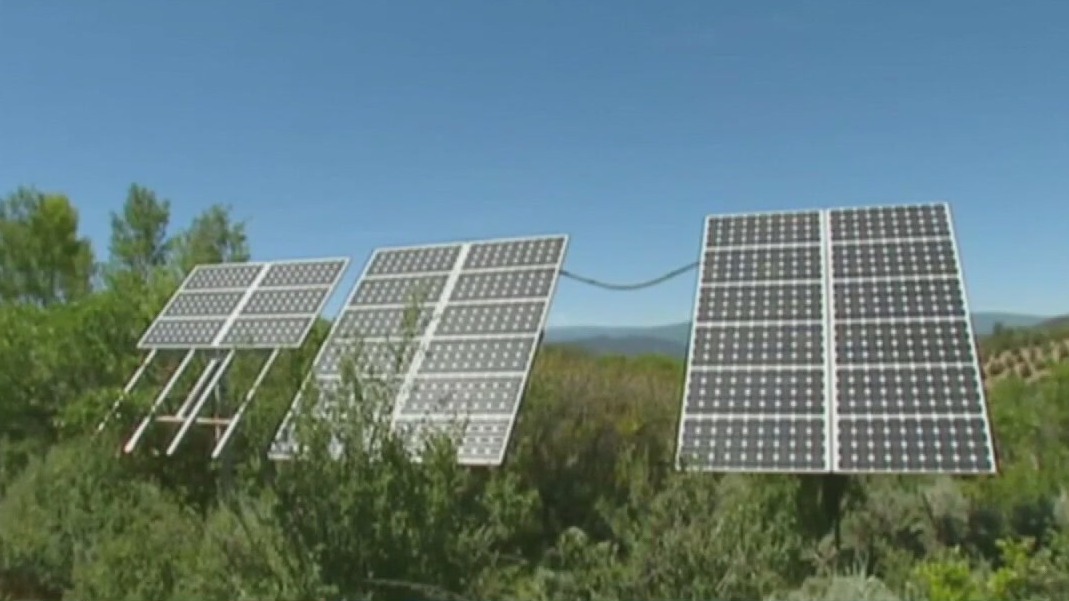 Adrian Grenier on sustainable ranching, living off the power grid