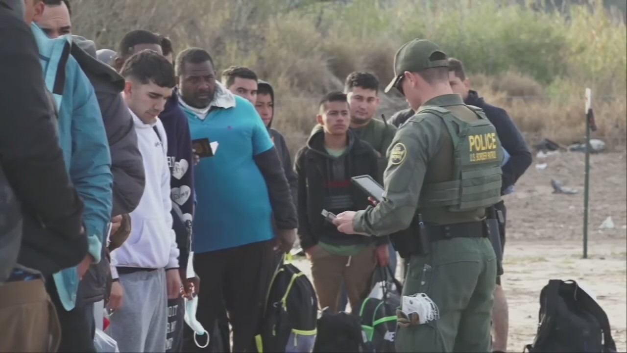 Federal appeals court blocks controversial Texas border law