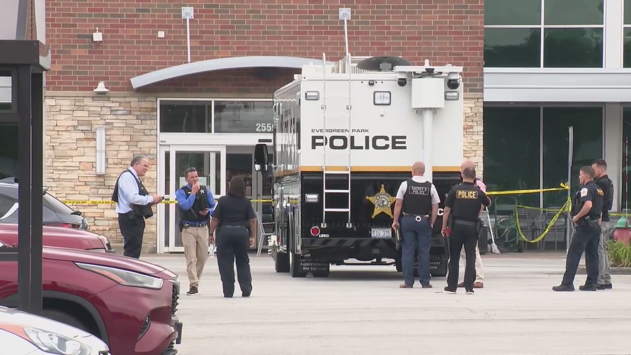 Chicago kitten killer • winning Powerball ticket • Apple Airtag involved in murder