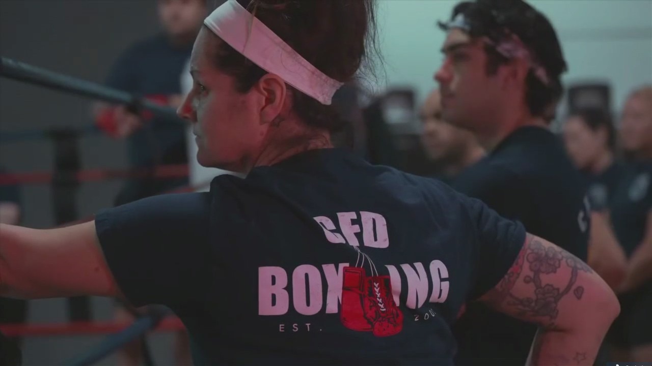 Battle of the Badges: Chicago firefighters, police officers face off on Friday