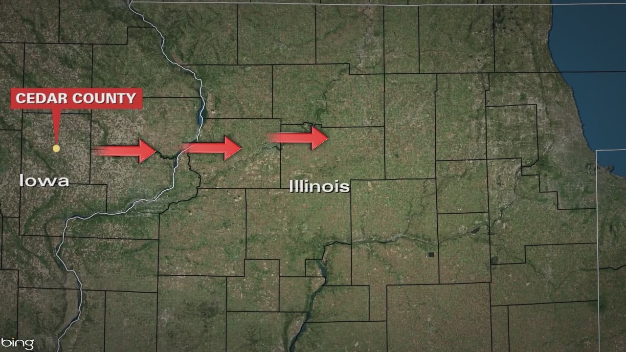Mysterious natural gas smell in Chicagos suburbs