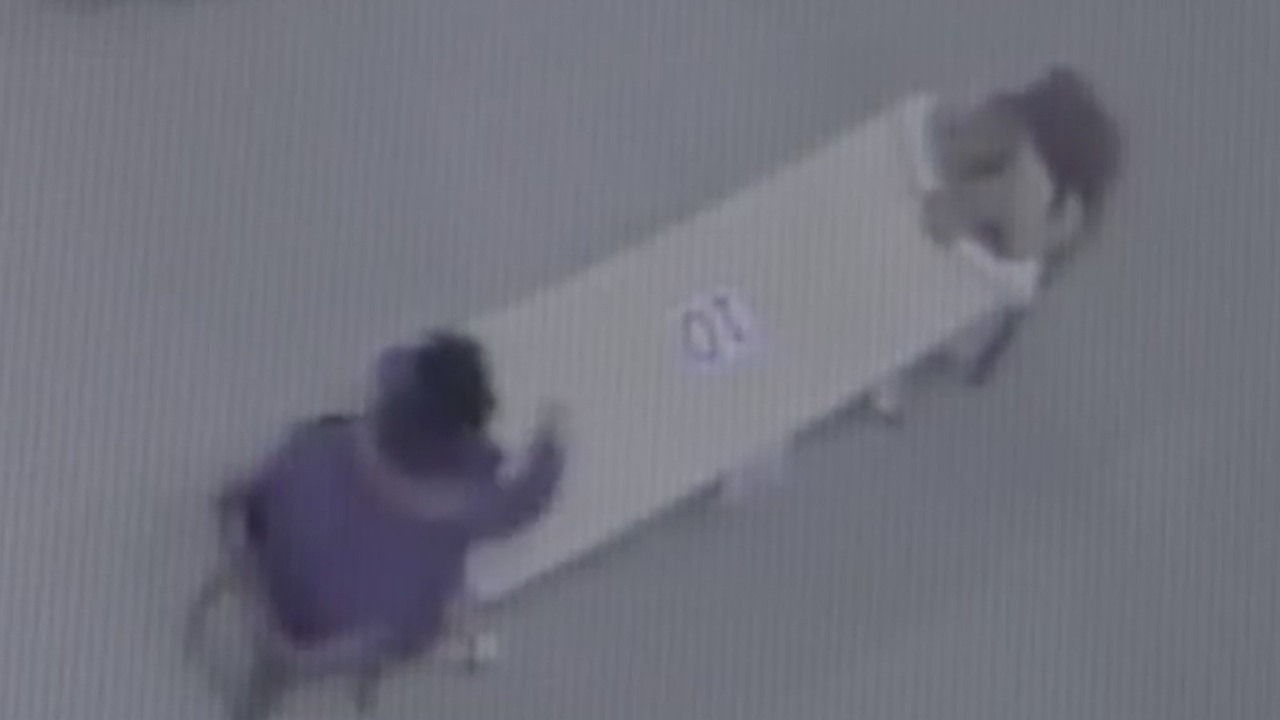 Video shows Cook County Jail drug smuggling attempt